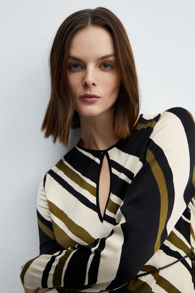 Vestido rayas con cinturón de Mango en Vestidos para argentina