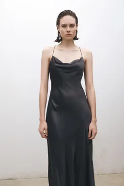 Vestido seda escote drapeado de Mango en Vestidos para argentina