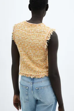 Top tweed deshilachado de Mango en Tops para argentina