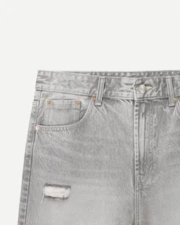 Bermuda denim con roturas de Bershka en Bermudas y Shorts para argentina