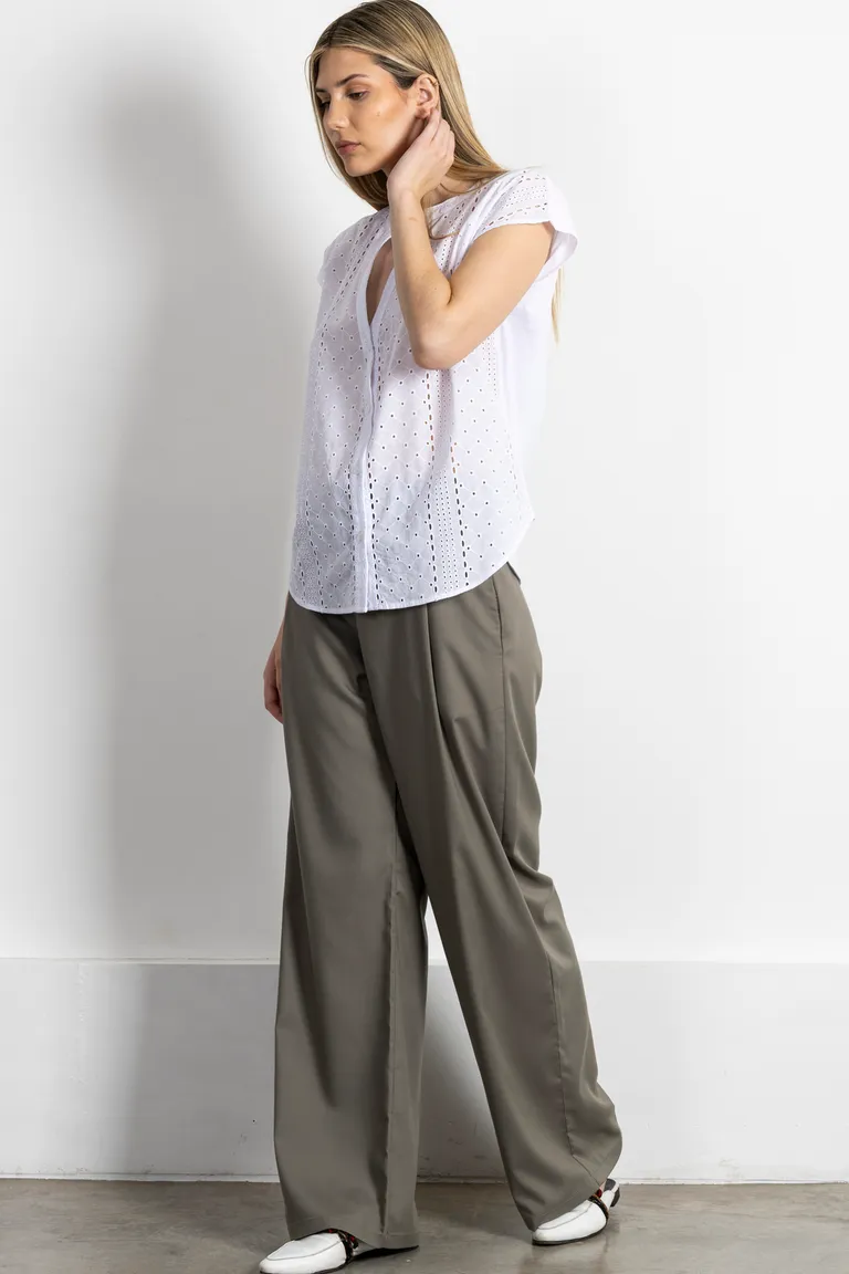 Camisa blanca de algodón con detalles bordados y cuello mao para mujer de Kill en Camisas para argentina