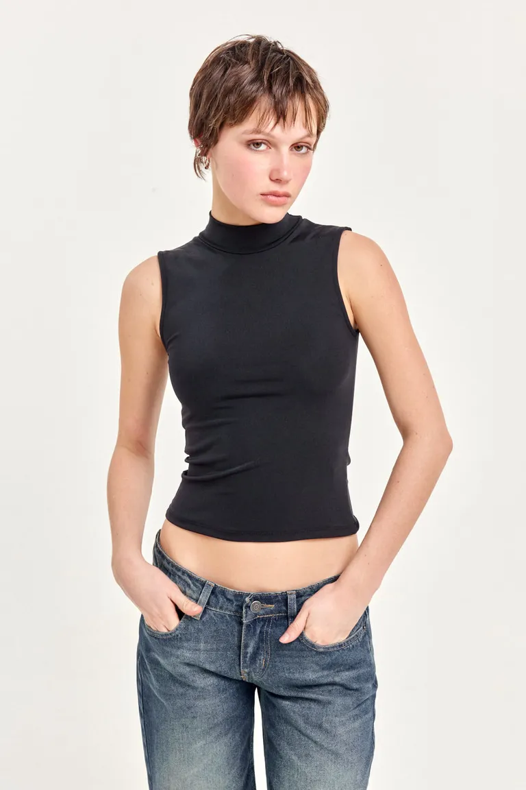 Musculosa de tricot con cuello tortuga de ajuste ceñido y largo hasta la cadera de 47 Street en Tops para argentina