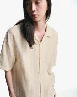 Camisa manga corta rústica de Bershka en Camisas para argentina