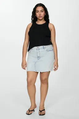 Minifalda denim deshilachada de Mango en Faldas para argentina
