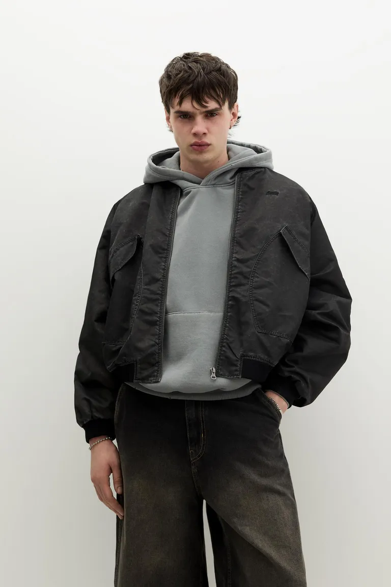 Campera bomber con bolsillos de Pull&Bear en Abrigos y Camperas para argentina