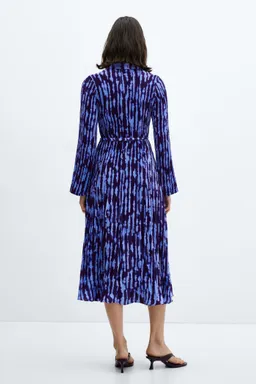 Vestido camisero con cinturón de Mango en Vestidos para argentina
