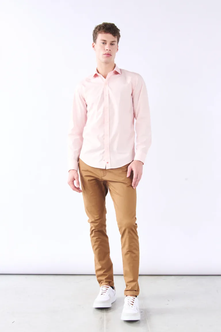 Camisa rosa de corte slim fit para hombre, confeccionada en Argentina de Bensimon en Camisas para argentina
