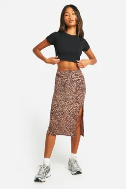 Falda midi abertura lateral leopardo de Boohoo en Faldas para argentina