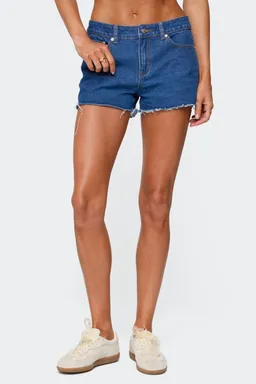 Short jean tiro bajo birdy de Edikted en Shorts para argentina