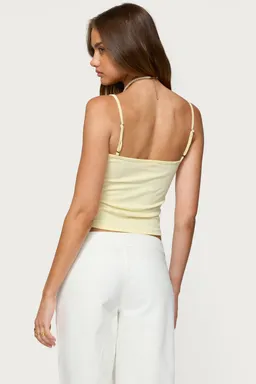 Musculosa hawaii babe de Edikted en Tops para argentina