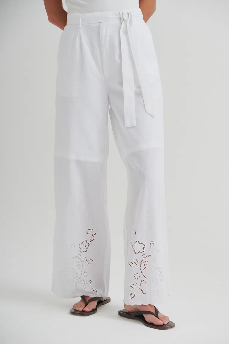 Pantalón amplio de pierna ancha con bordados florales para un look fresco y relajado de Sweet en Pantalones para argentina