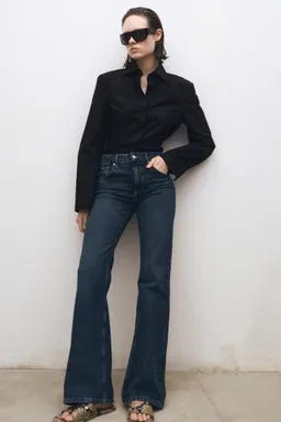 Jeans flare tiro alto de Mango en Pantalones para argentina