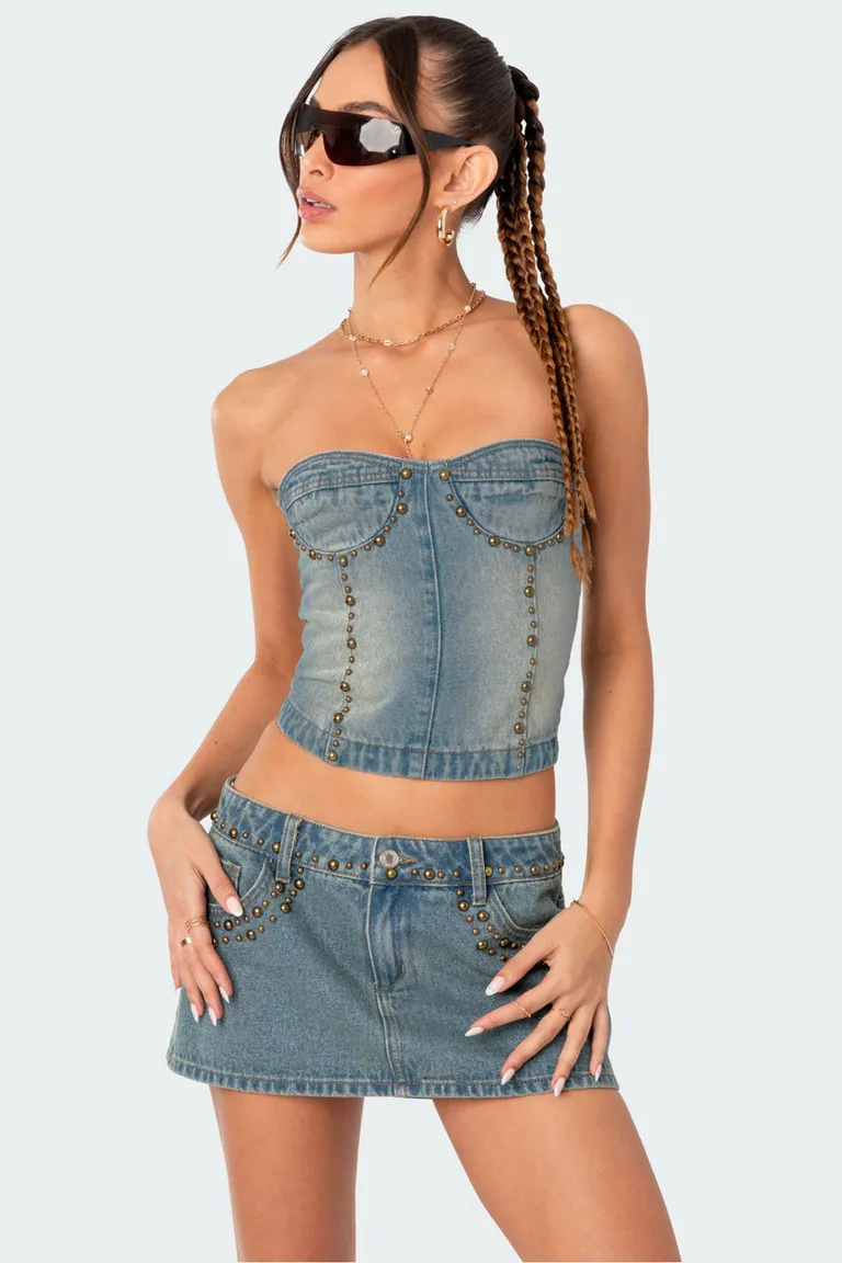 Corset denim lavado con tachas de Edikted en Tops para argentina