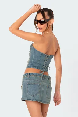 Corset denim lavado con tachas de Edikted en Tops para argentina