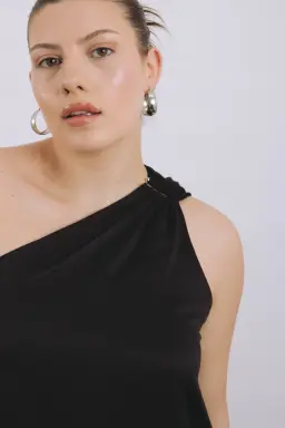Vestido solo hombro hebilla de Jessy en Vestidos para argentina