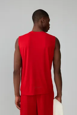 Remera deportiva sin mangas de Lefties en Remeras y Polos para argentina