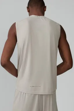 Remera deportiva sin mangas de Lefties en Remeras y Polos para argentina
