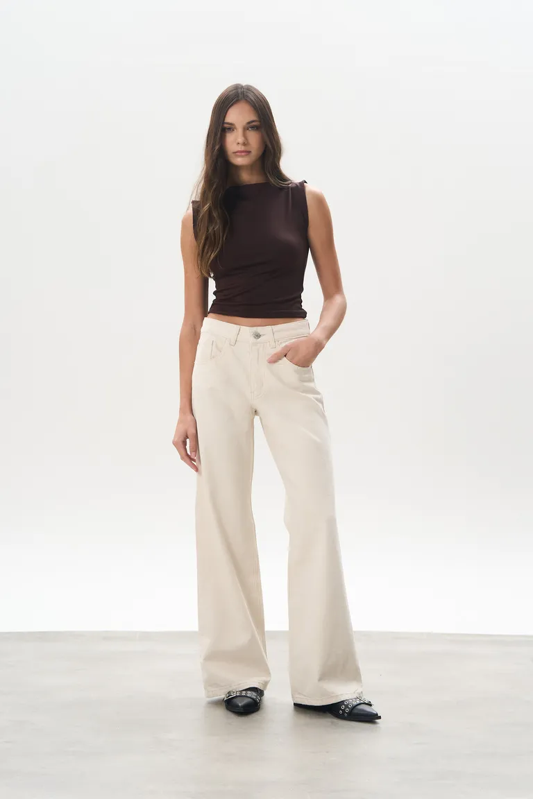 Jean denim wide latte de Magda en Pantalones para argentina