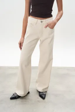 Jean denim wide latte de Magda en Pantalones para argentina