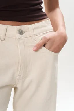 Jean denim wide latte de Magda en Pantalones para argentina
