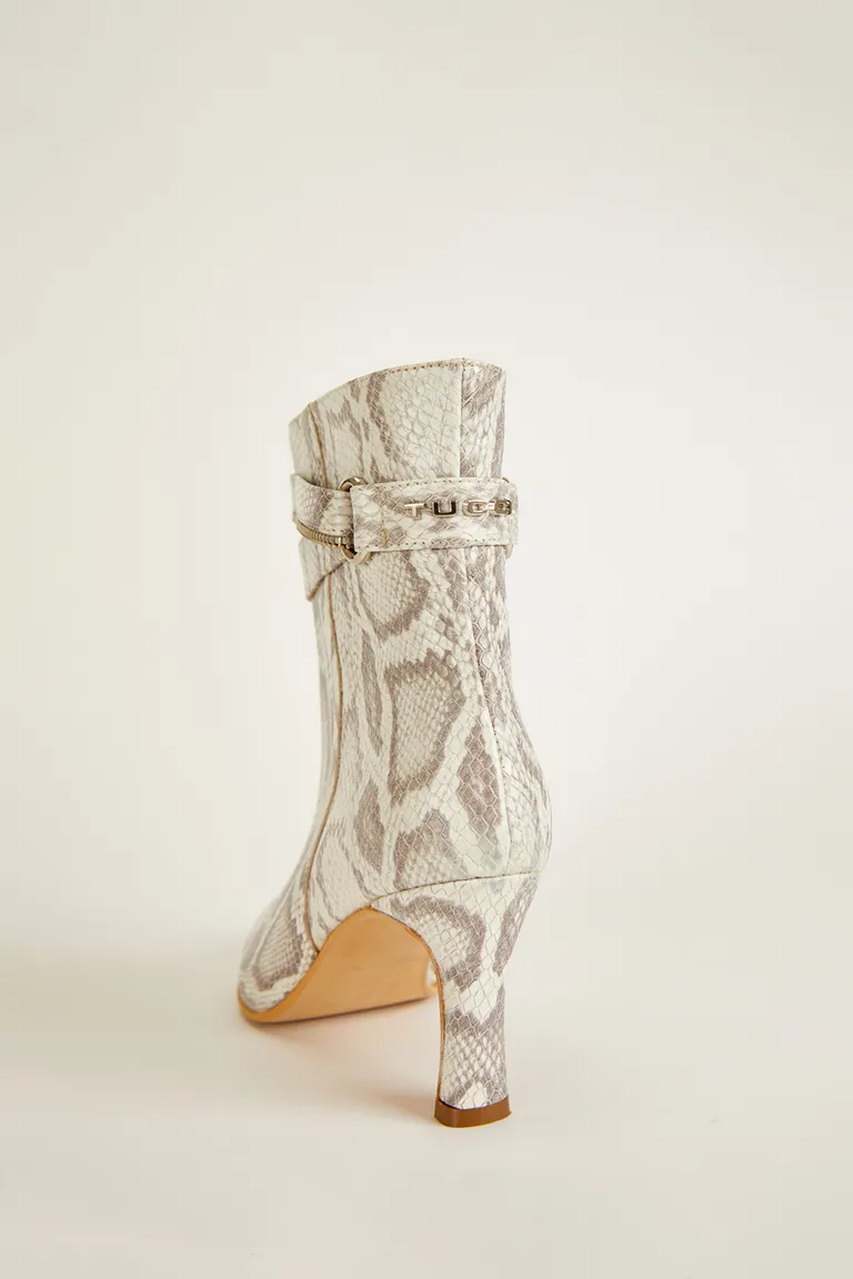 Botines de cuero con estampado de serpiente y taco de 7 cm para un estilo único y personal de Tucci en Botas y Botinetas para argentina