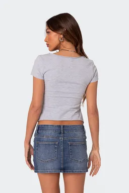 Top fruncido con cuello ava de Edikted en Tops para argentina