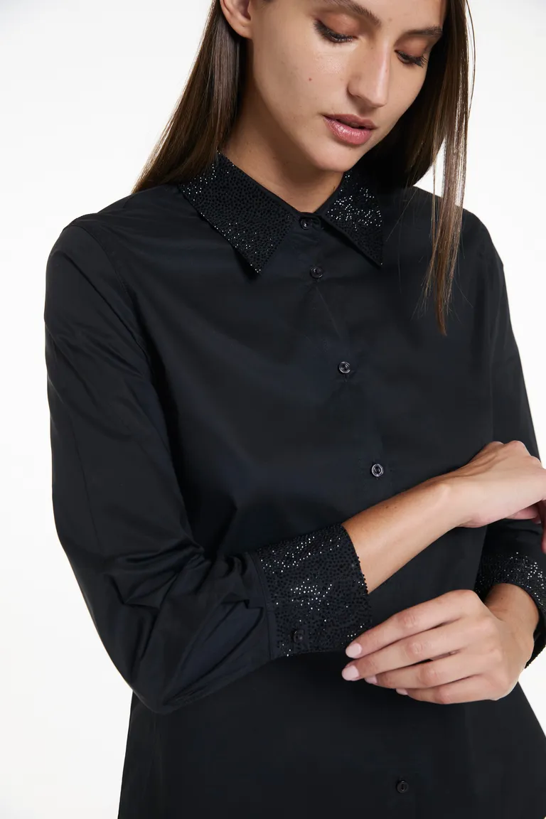 Camisa de corte recto con detalles de strass en cuello y puños de Justaosadia en Camisas para argentina