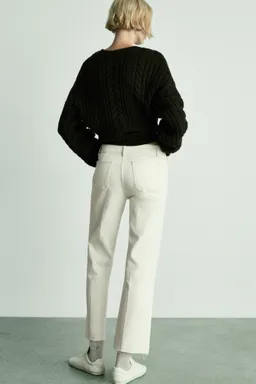 Jeans flare crop bolsillos de Mango en Pantalones para argentina