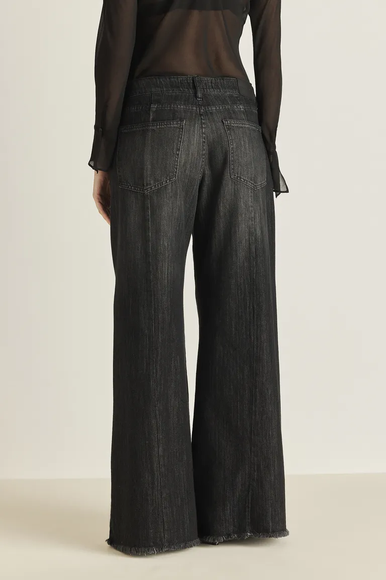 Pantalón de denim negro de tiro medio y pierna ancha con detalles de recortes de Tucci en Pantalones para argentina