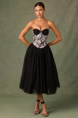 Corset con encaje floral negro de Oh Polly en Tops para argentina