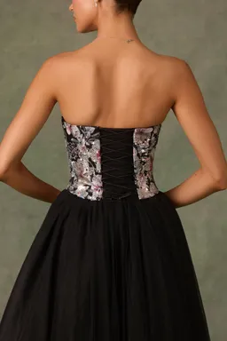 Corset con encaje floral negro de Oh Polly en Tops para argentina