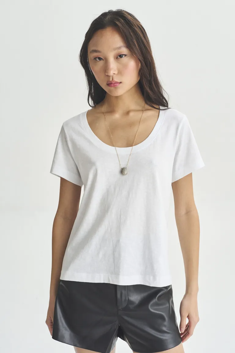 Remera casual de manga corta para mujer de Akiabara en Remeras para argentina