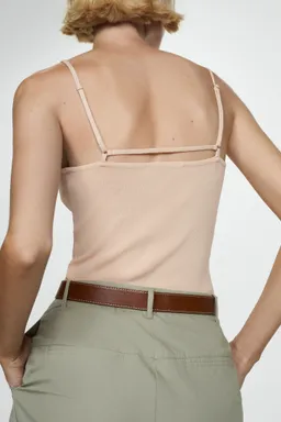 Top punto con tirantes de Mango en Tops para argentina