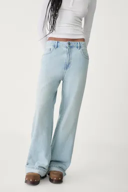 Jeans estilo baggy de Stradivarius en Pantalones para argentina