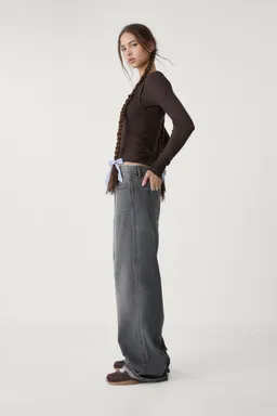 Jeans estilo baggy de Stradivarius en Pantalones para argentina