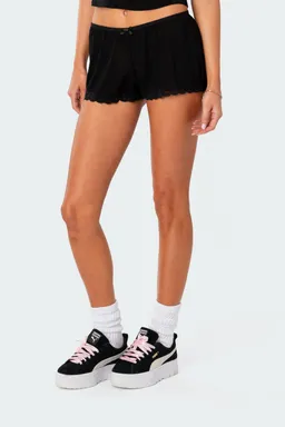 Shorts micro tiro bajo carla de Edikted en Shorts para argentina