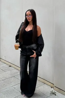 Jean baggy roto astrid de Fashion Nova en Pantalones para argentina