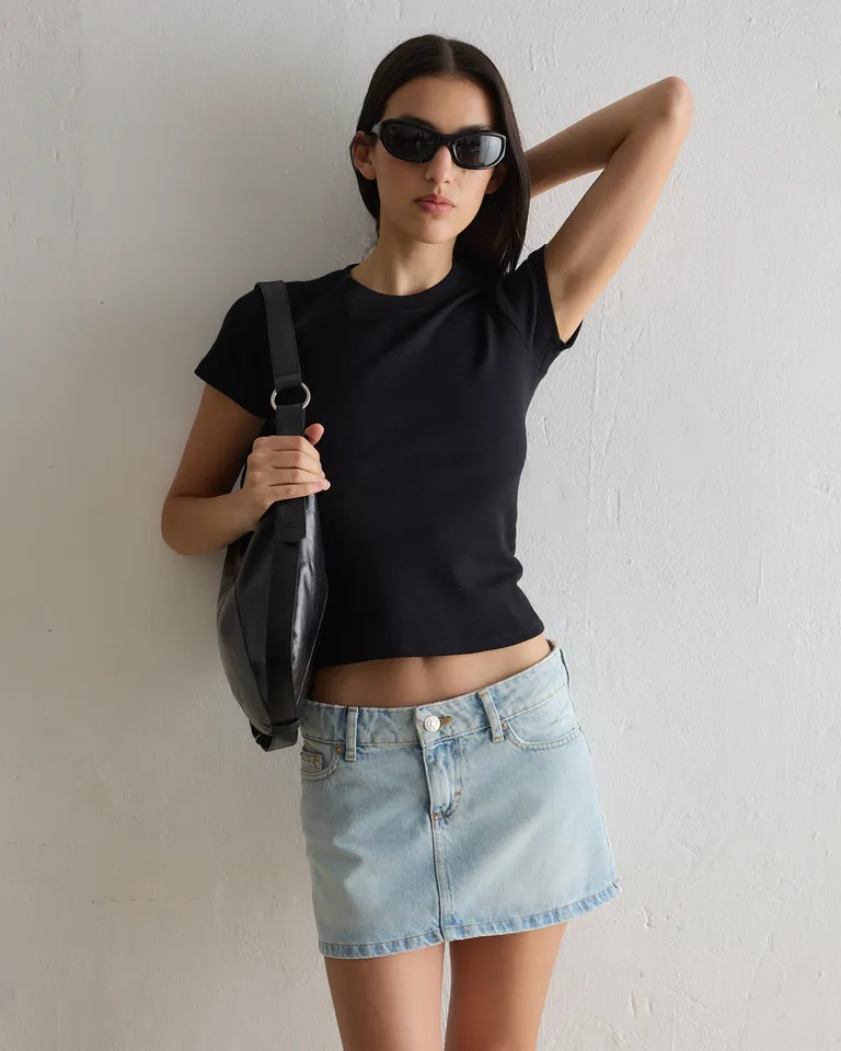 Falda de tiro bajo en tela de algodón con lavado claro y 5 bolsillos para mujer de Ay Not Dead en Faldas para argentina