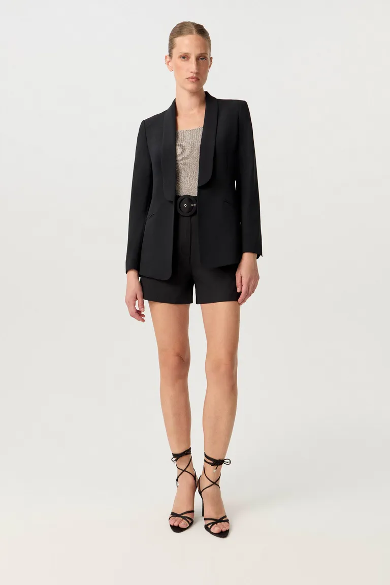 Shorts de crepe elastizado con cintura alta y diseño sastrero de Markova en Shorts para argentina