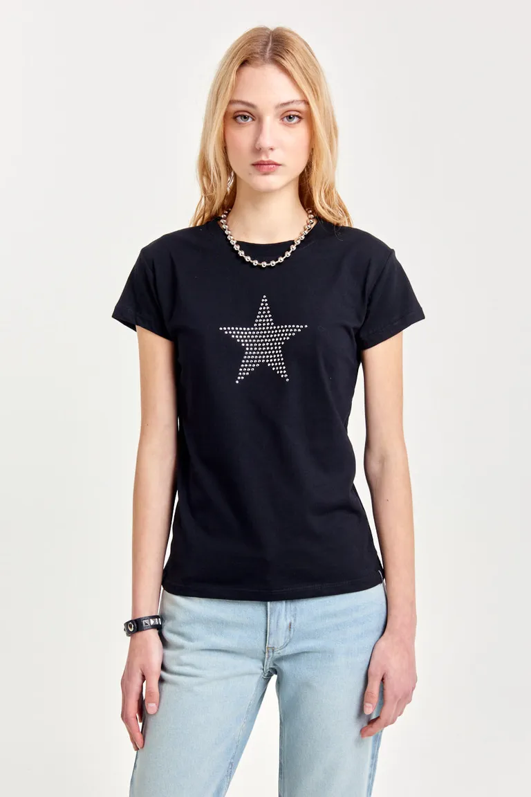 Remera básica con estrella brillante - Diseño versátil y estilo único de 47 Street en Remeras para argentina