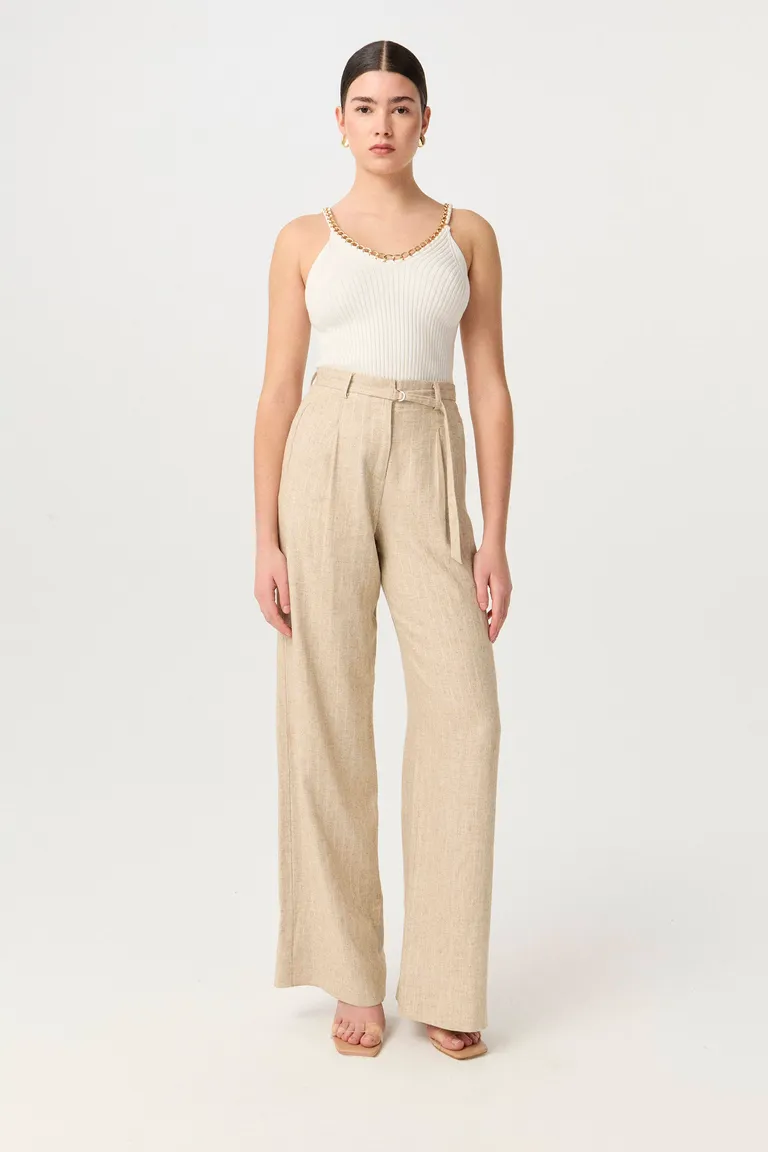 Top tejido de punto acanalado con detalle de cadena en escote de Markova en Tops para argentina