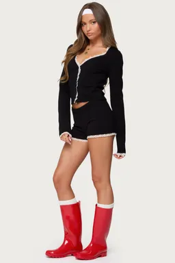 Micro shorts tejidos sansa encaje de Edikted en Shorts para argentina
