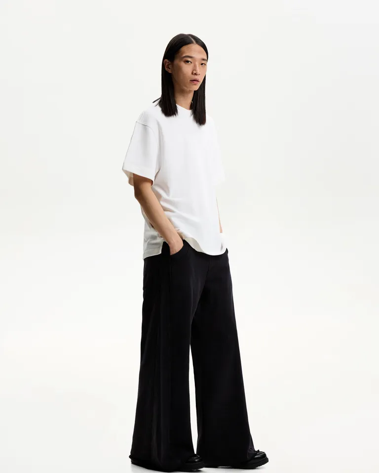 Pantalón felpa baggy acampanado de Bershka en Pantalones para argentina