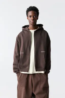 Sudadera capucha cremallera de Pull&Bear en Buzos y Sweaters para argentina
