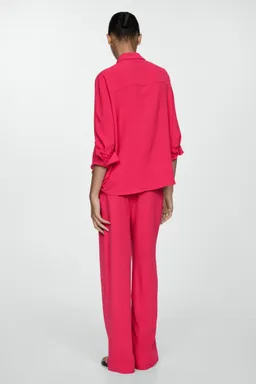 Pantalón fluido con textura de Mango en Pantalones para argentina
