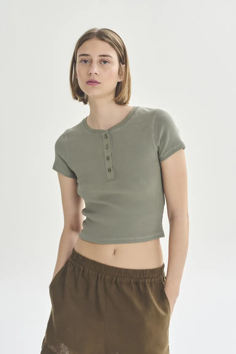 Remera de manga corta con diseño de rayas para mujer de Akiabara en Remeras para argentina