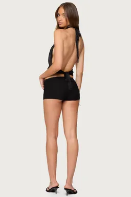 Top brillante cuello drapeado descote de Edikted en Tops para argentina