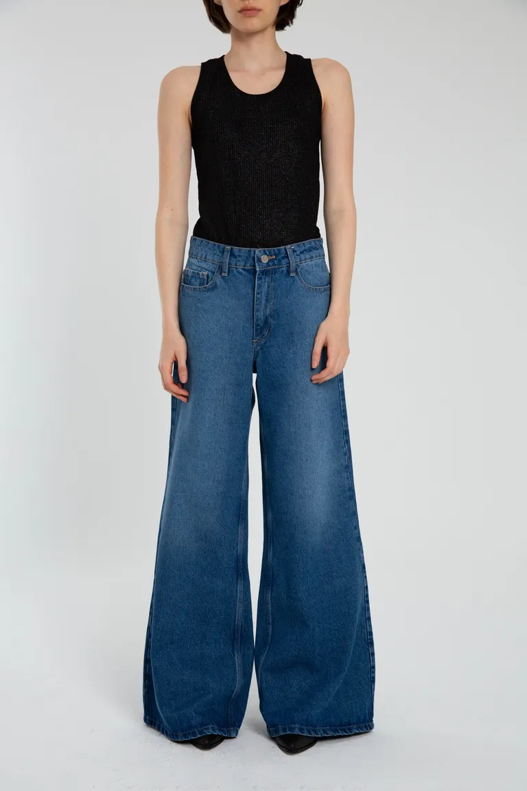 Pantalón de mezclilla de pierna ancha, de corte recto y cintura alta de Naíma en Pantalones para argentina