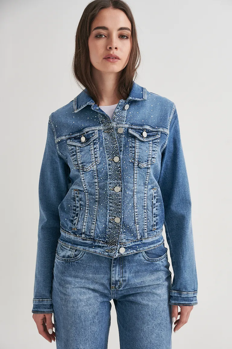 Chaqueta de mezclilla con detalles brillantes para un look casual y elegante de Sweet en Chaquetas para argentina