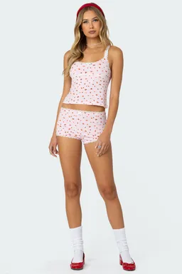 Micro shorts estampados strawberry girl de Edikted en Shorts para argentina